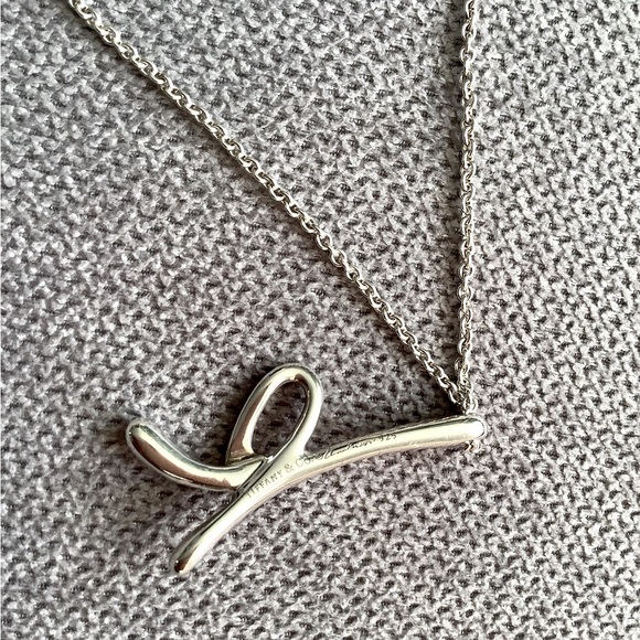 Authentic TIFFANY INITIAL necklace 🌟⭐️🌟 - Picture 3 of 12